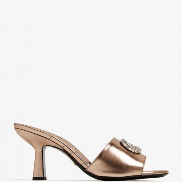 LIKE NEW! Gucci metallic gold sandals, size 39.5. - Picture 8 of 8